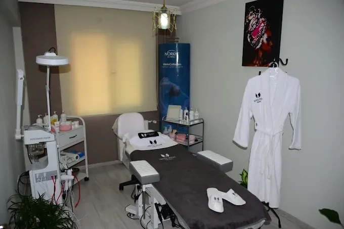 May Beauty House — Alsancak, Konak / İzmir